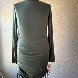 JRS Live to be Spoiled Long Sleeve Ruched Dress SIZE: XXL